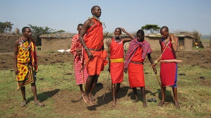 Meeting the local Maasi Tribes