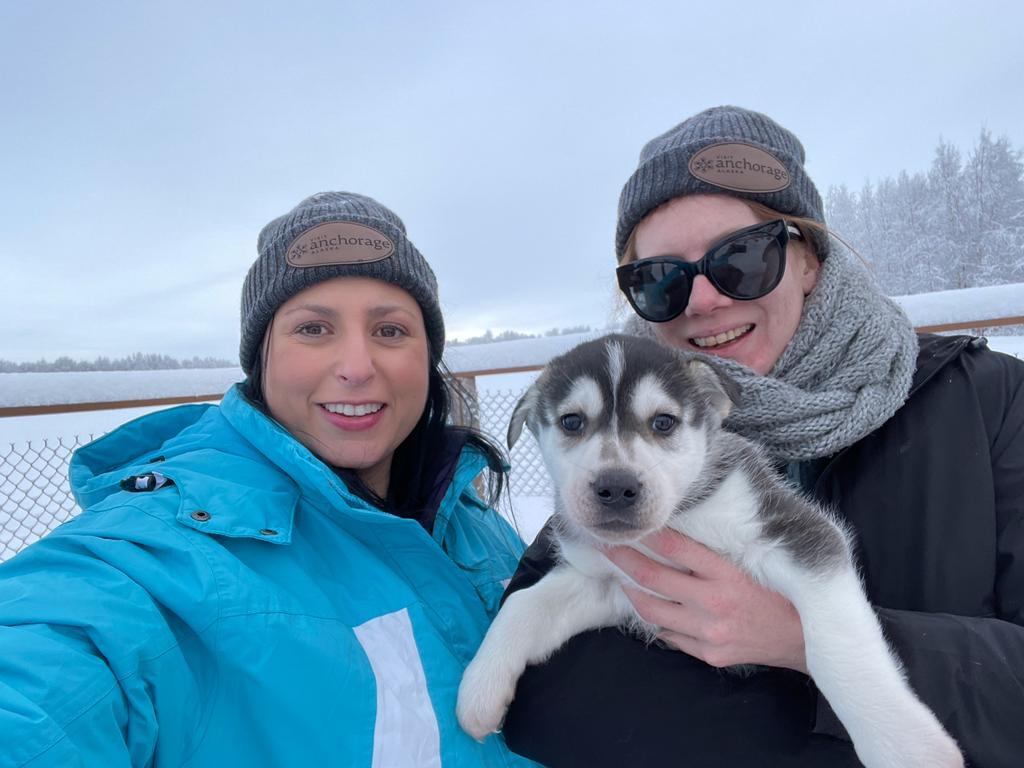 Puppy kisses in Alaksa, Alaska Travel Expert Tips