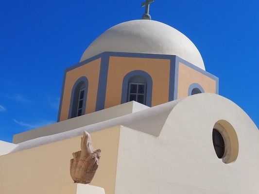 Does Santorini Live up to the Hype?