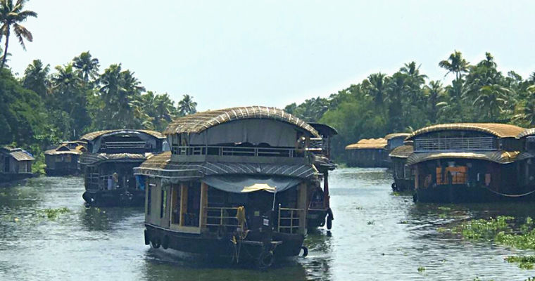 Kerala Backwaters private tour by houseboat