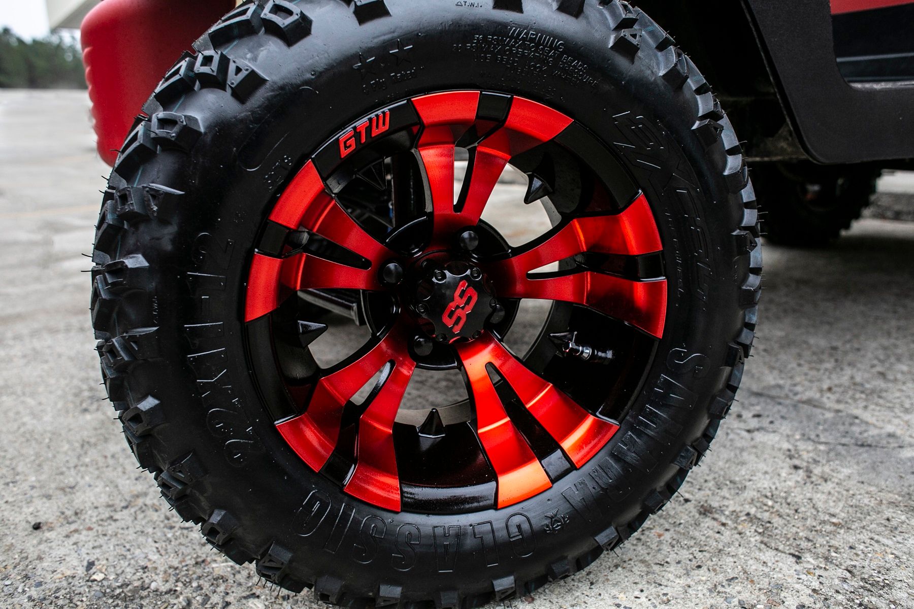 Golf cart accessories: rims and tires