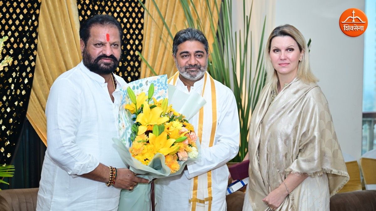 Dr. Abhishek Verma Extends Birthday Wishes to MP Nagesh Patil Ashtikar