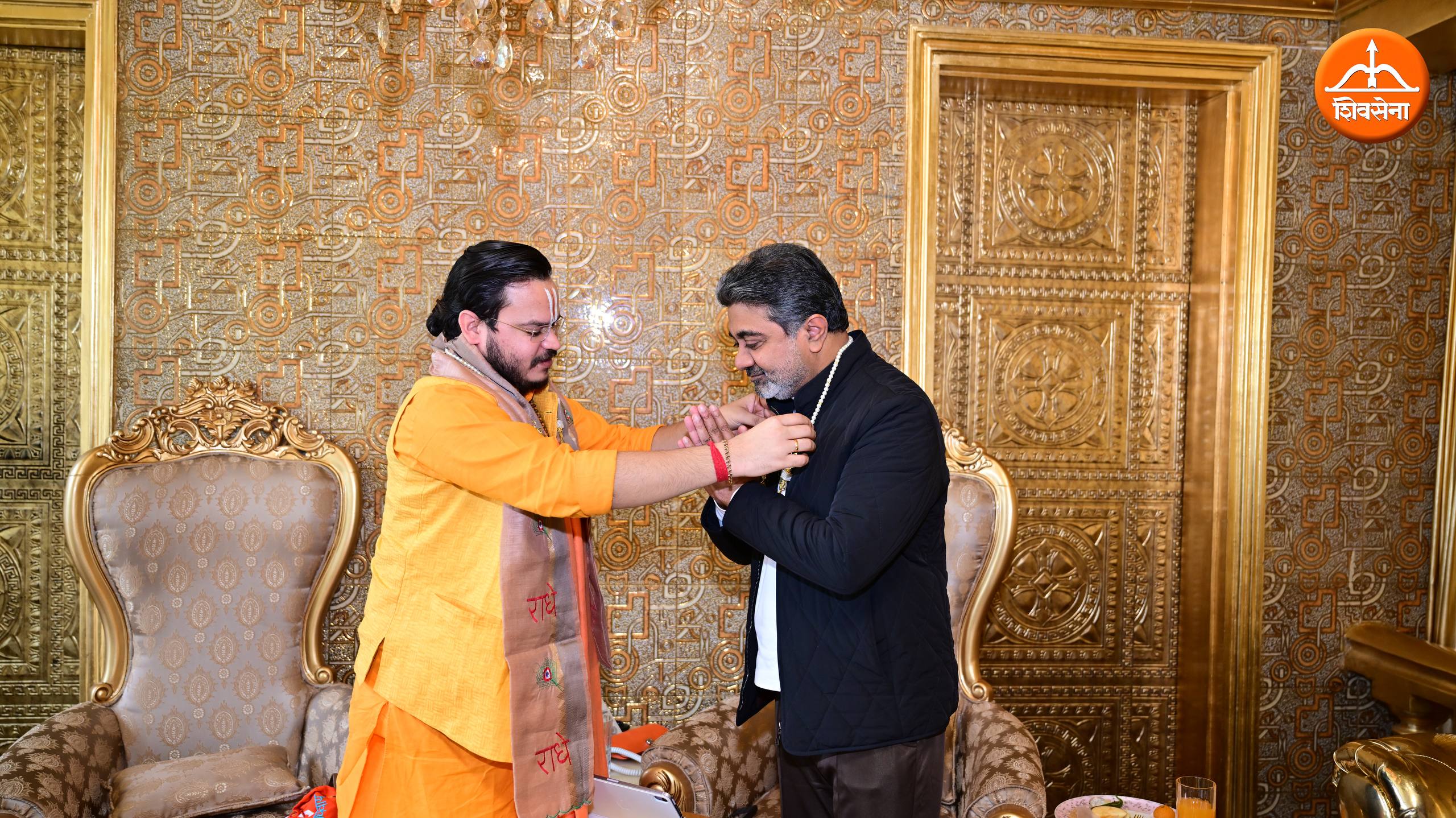 Spiritual grace as Swami Ramchandra Das Ji arrives at Dr Abhishek Verma’s home | 7 December 2025