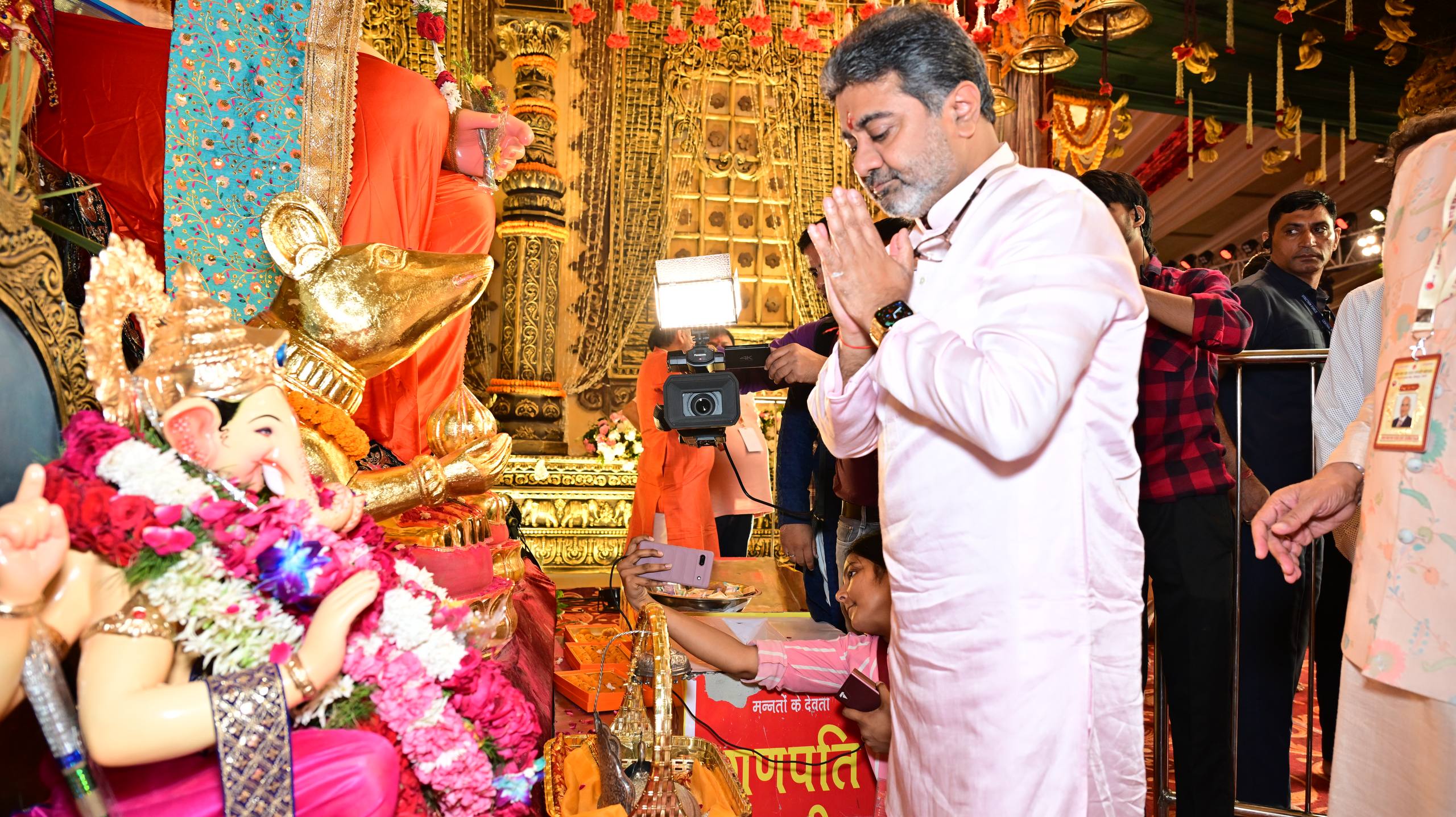 ShivSena’s Dr.Abhishek Verma Offers Prayers at Ganapati Puja by Lal Bagh Ka Raja Trust, Delhi ~ 2 Sept 2025