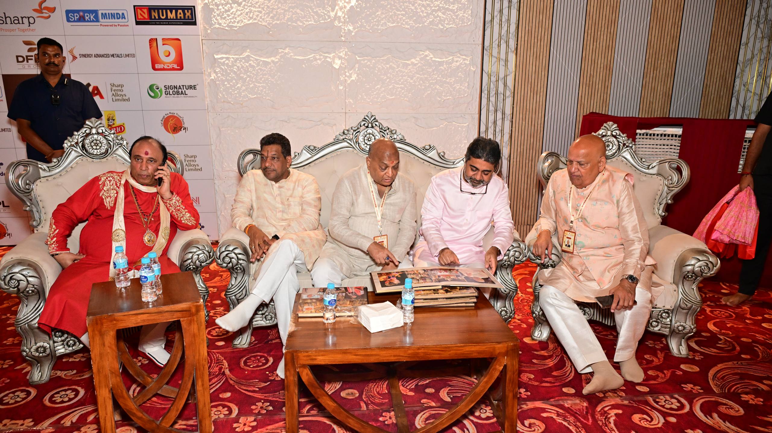 ShivSena’s Dr.Abhishek Verma Offers Prayers at Ganapati Puja by Lal Bagh Ka Raja Trust, Delhi ~ 2 Sept 2025
