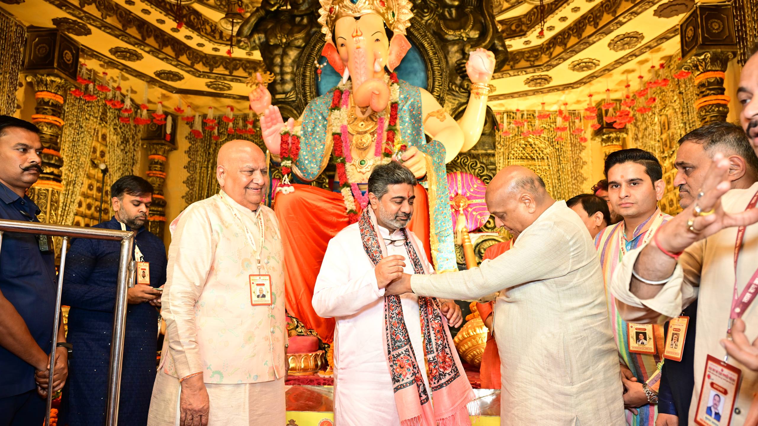 ShivSena’s Dr.Abhishek Verma Offers Prayers at Ganapati Puja by Lal Bagh Ka Raja Trust, Delhi ~ 2 Sept 2025