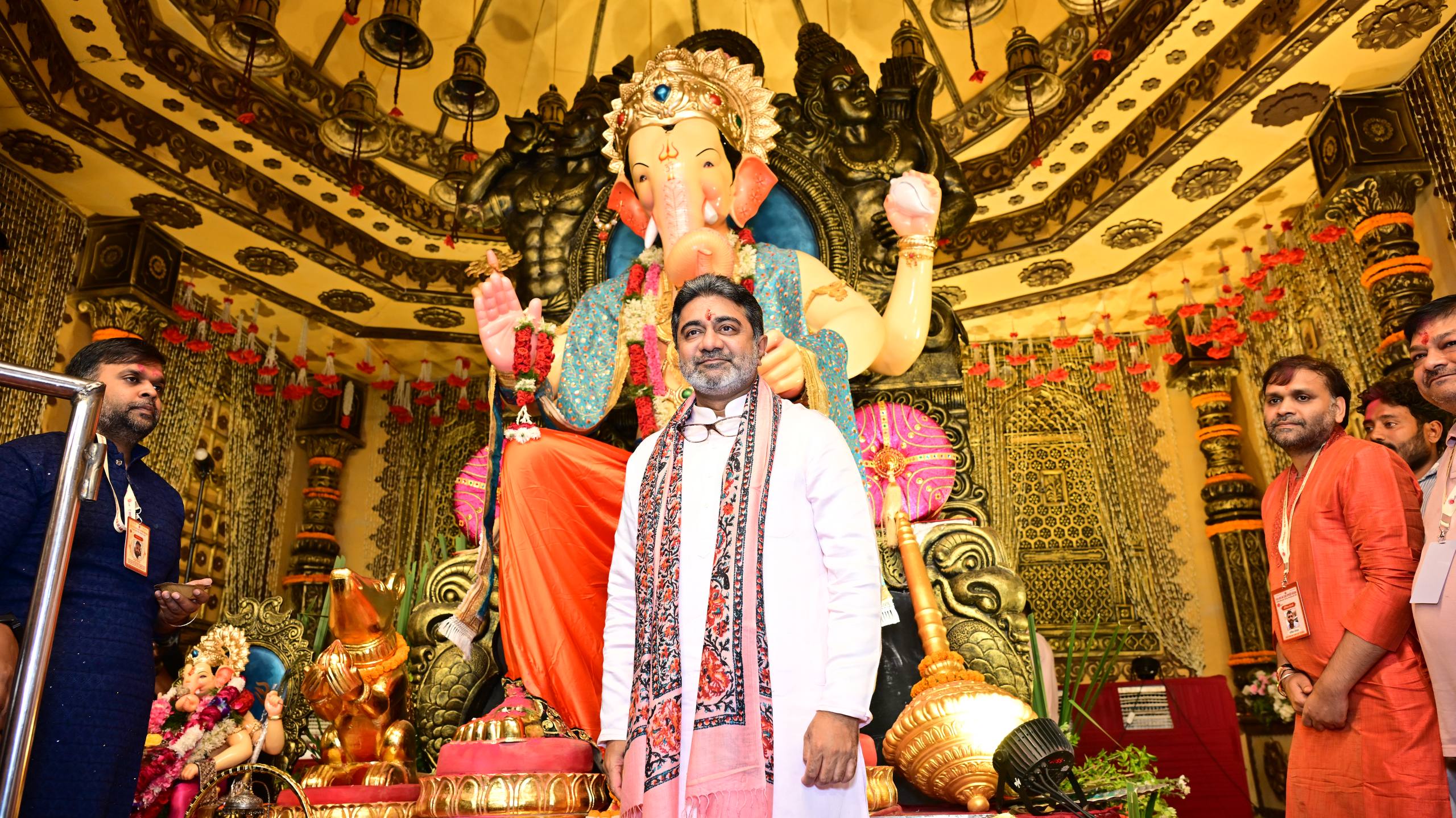 ShivSena’s Dr.Abhishek Verma Offers Prayers at Ganapati Puja by Lal Bagh Ka Raja Trust, Delhi ~ 2 Sept 2025