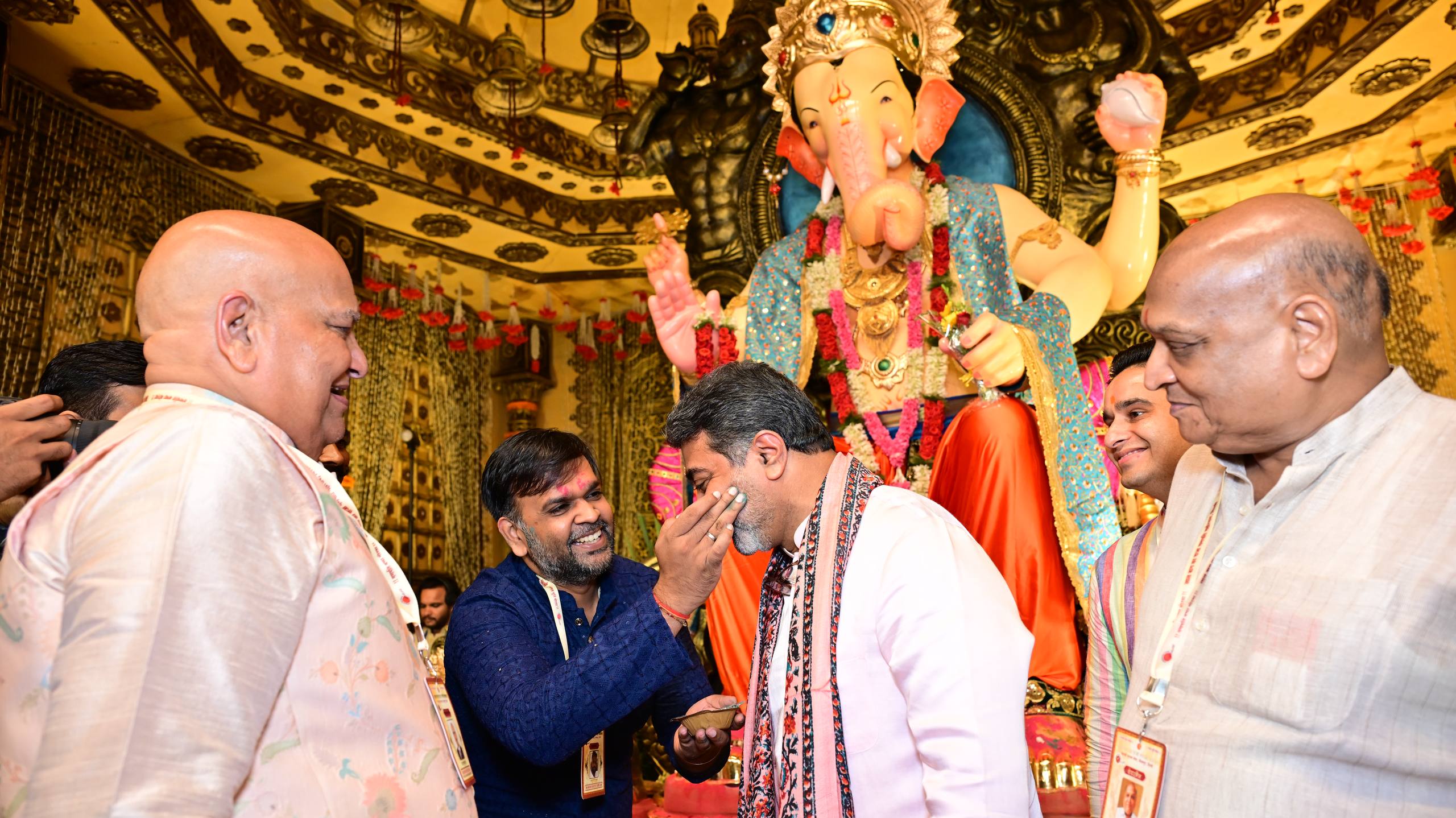 ShivSena’s Dr.Abhishek Verma Offers Prayers at Ganapati Puja by Lal Bagh Ka Raja Trust, Delhi ~ 2 Sept 2025
