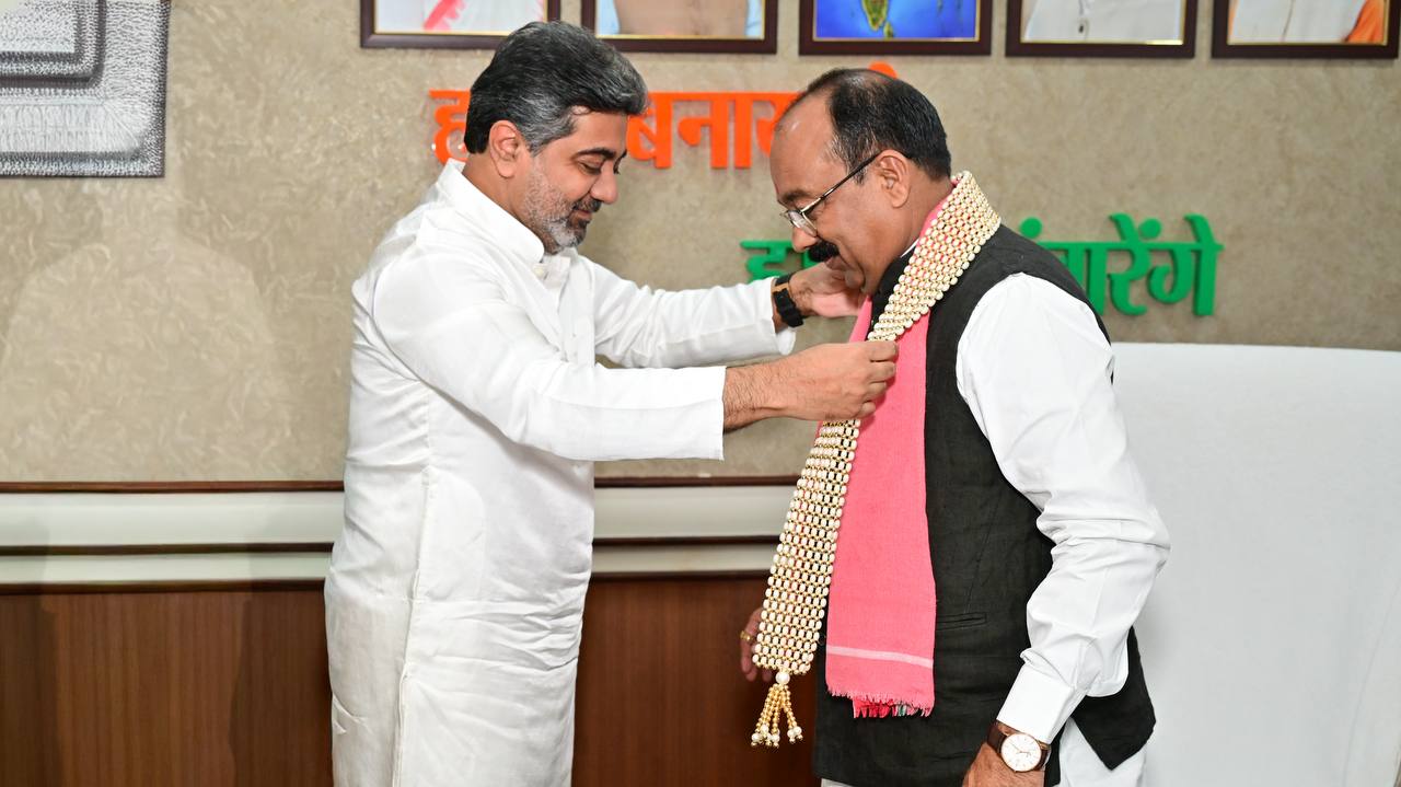 Dr. Abhishek Verma, Along with His Family, Met Chhattisgarh Deputy CM Arun Sao in Raipur for a Courtesy Visit | 20th Sep 2025