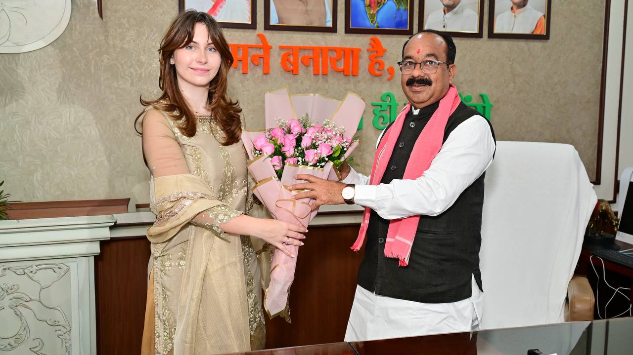 Dr. Abhishek Verma, Along with His Family, Met Chhattisgarh Deputy CM Arun Sao in Raipur for a Courtesy Visit | 20th Sep 2025