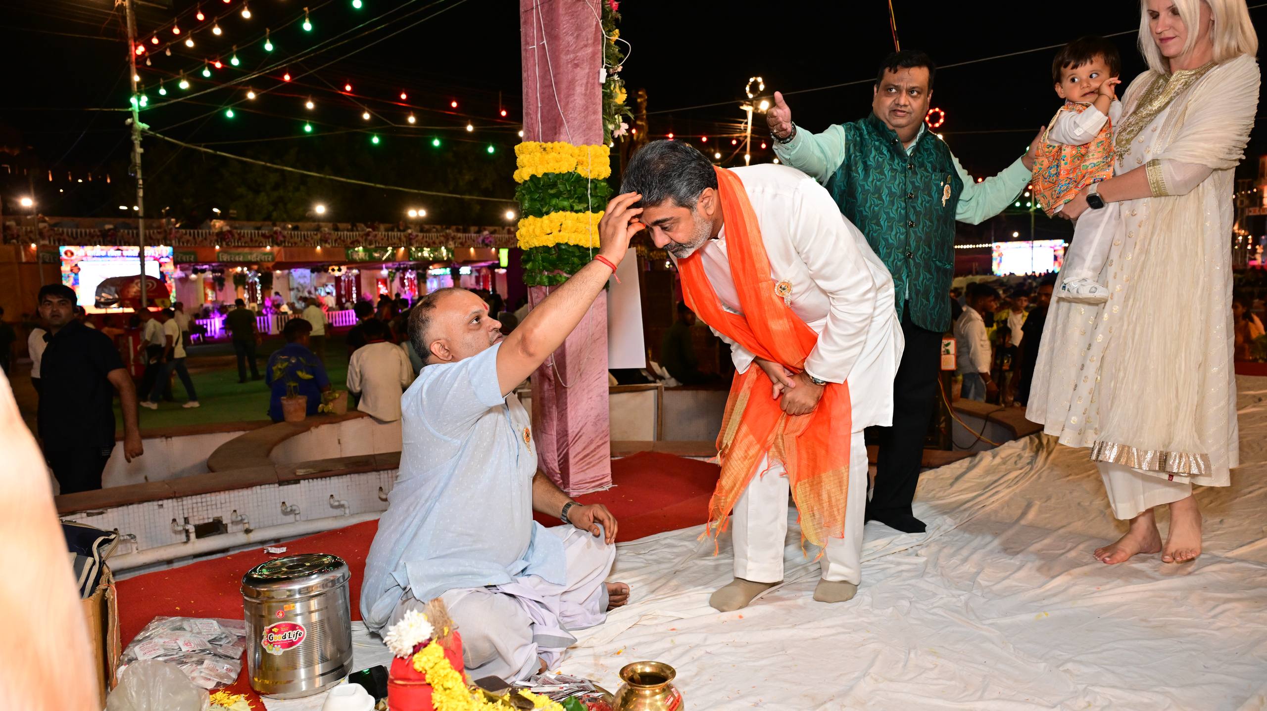 Dr. Abhishek Verma with his family Attends Grand Ramleela organized by Shri Dharmik Leela Committee at the Red Fort in Delhi | 29 Sep 2025