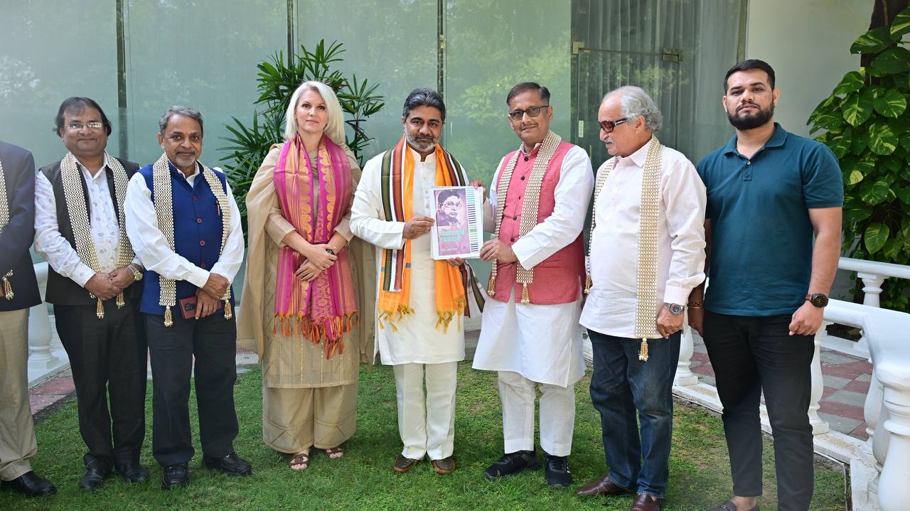 Dr. Abhishek Verma Unveils Rashtriya Gaurav Samman Samaroh Poster | AKP | 10 Oct 2025