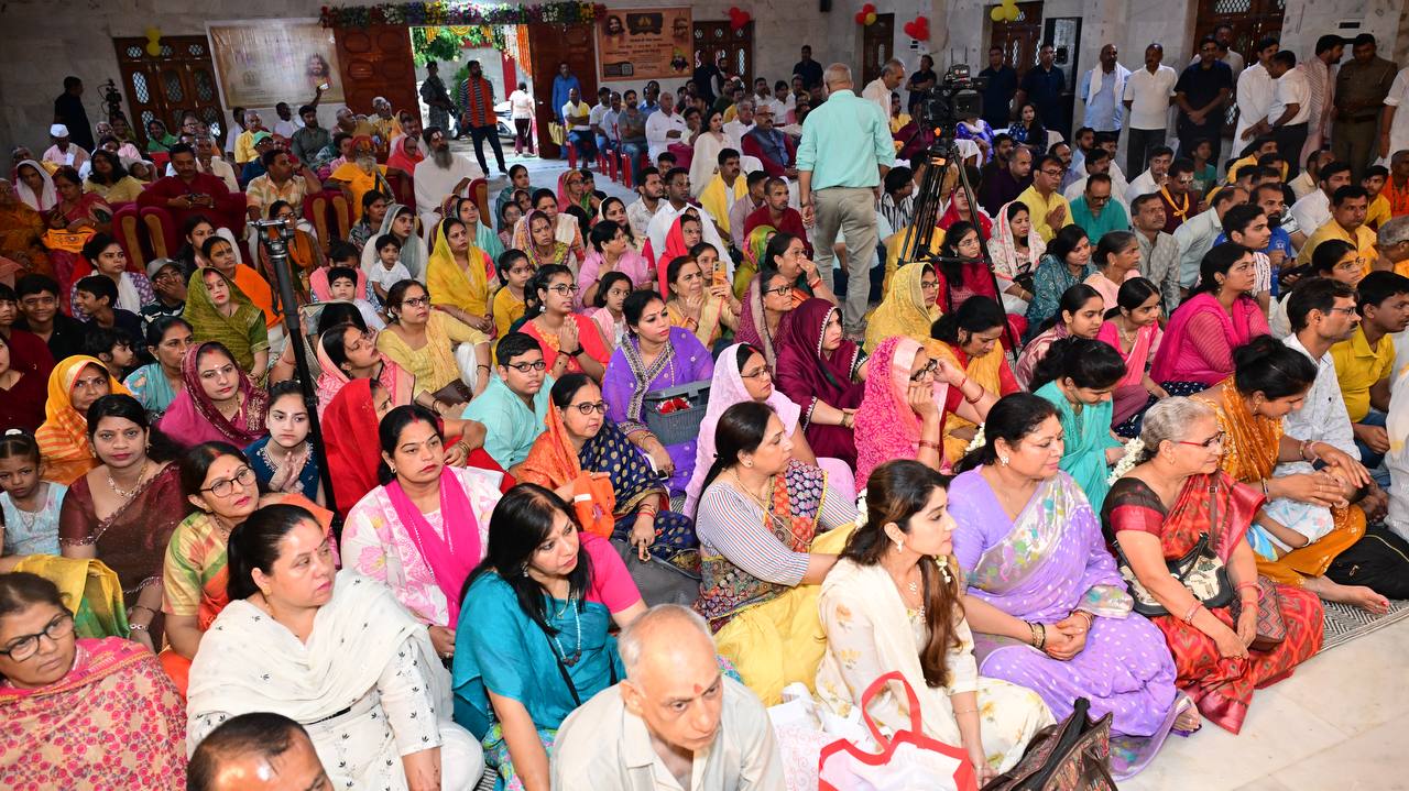 Radha Ashtami Blessings | Dr. Abhishek Verma & Mahant Nritya Gopal Das Ji | 31 Aug 2025