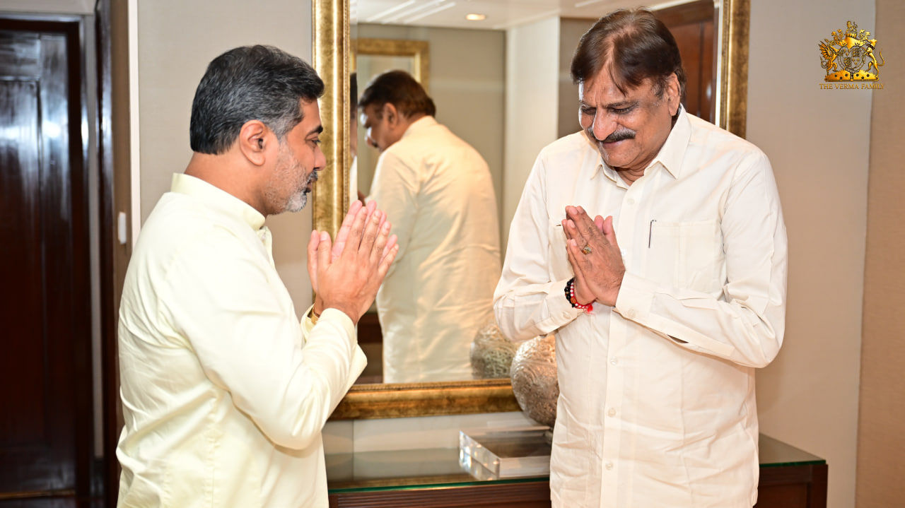 Shri Paras Chopda, Secretary All India Congress Committee called upon Dr Abhishek Verma in Mumbai: October 21, 2026