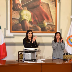 Pide Claudia Rivera a Oswaldo Jiménez ponerse a estudiar