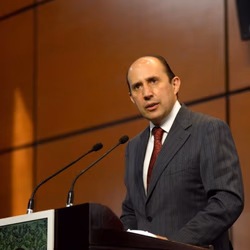 Pide Fernando Manzanilla reforzar difusión y acciones prevención de trastornos mentales por pandemia