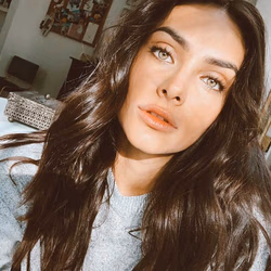 Diego Boneta y Renata Notni confirma romance