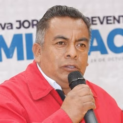 Porfirio Lima aparece con vida en Querétaro