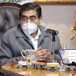 Cuarta ola de Covid-19 no pondrá en riesgo a los poblanos, garantiza Miguel Barbosa