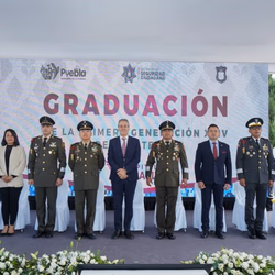 Encabeza Pepe Chedraui graduación cadetes de la Academia de Formación y Profesionalización Policial de la SSC