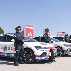 Ayuntamiento de Puebla pone en marcha compra de patrullas y grúas en la capital