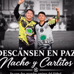 Par de futbolistas pierden la vida luego de estamparse contra un vehículo de carga en Tehuacán