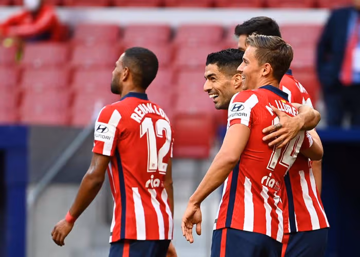 Luis Suárez debuta con doblete… ‘es importante cambiar’