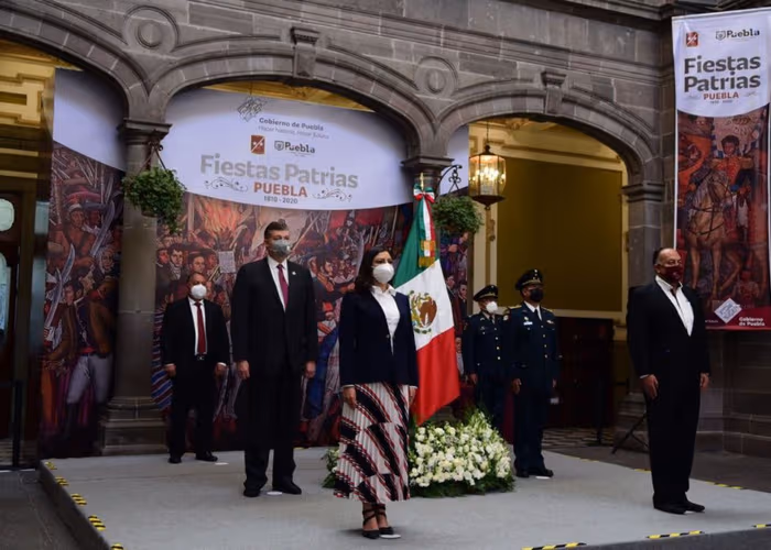 Ayuntamiento de Puebla inicia ceremonias cívicas del mes patrio