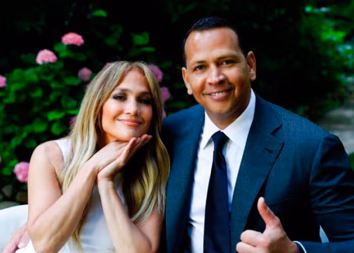 Captan a Alex Rodríguez siéndole infiel a JLo