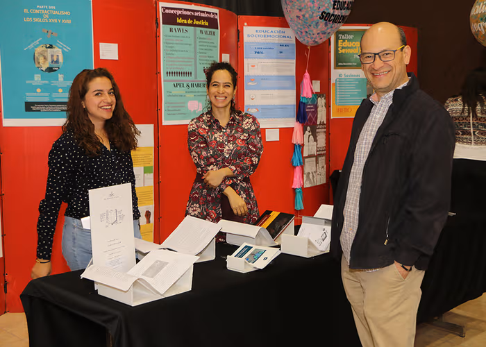 IBERO Puebla lanza convocatorias de becas para Humanidades