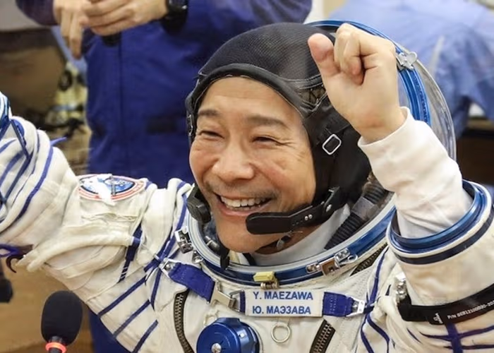 Millonario Japonés es enviado al espacio por Rusia