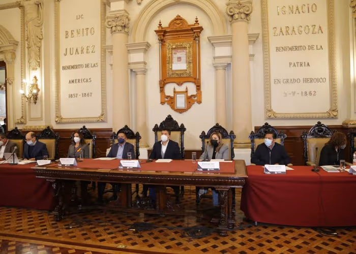 Eduardo Rivera Pérez suma esfuerzos con alcaldes de la zona metropolitana