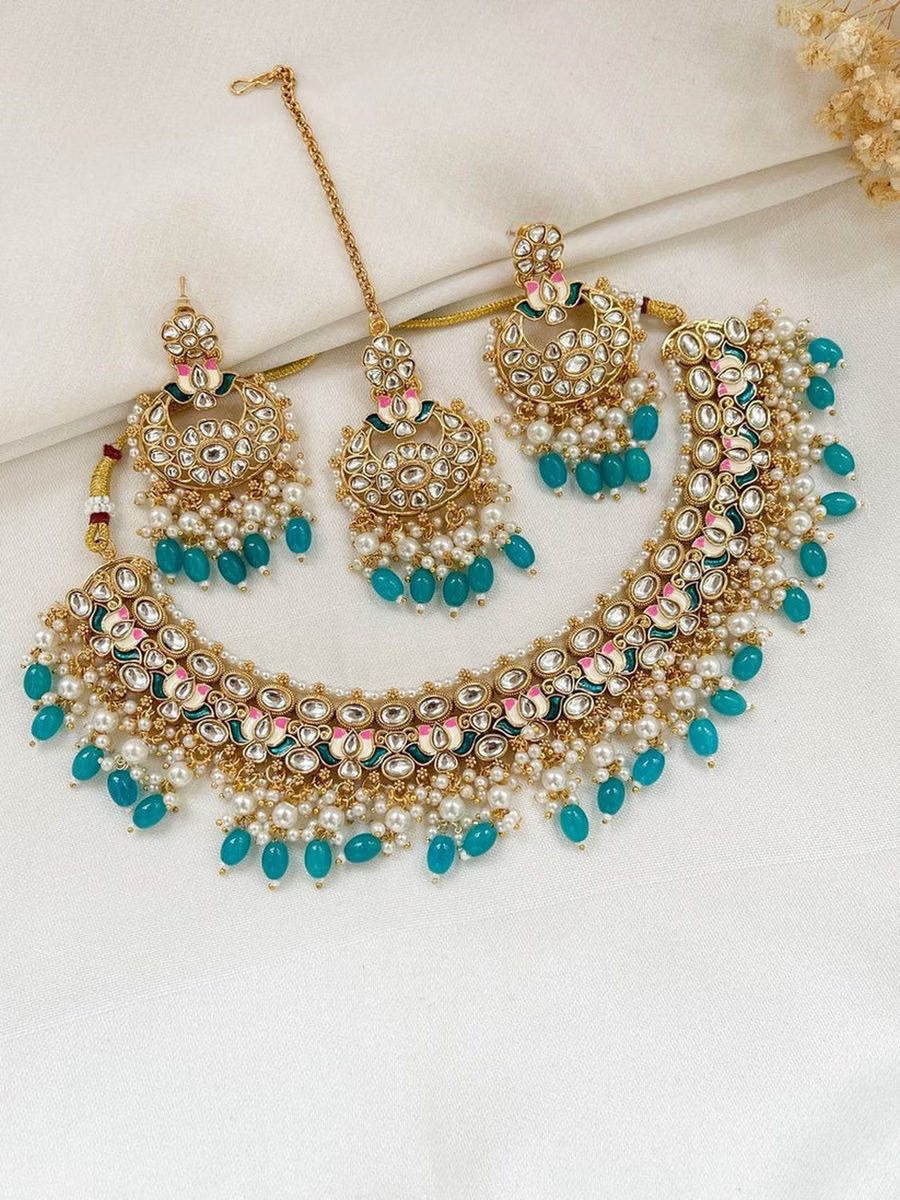 A hand-shaped terracotta bib necklace