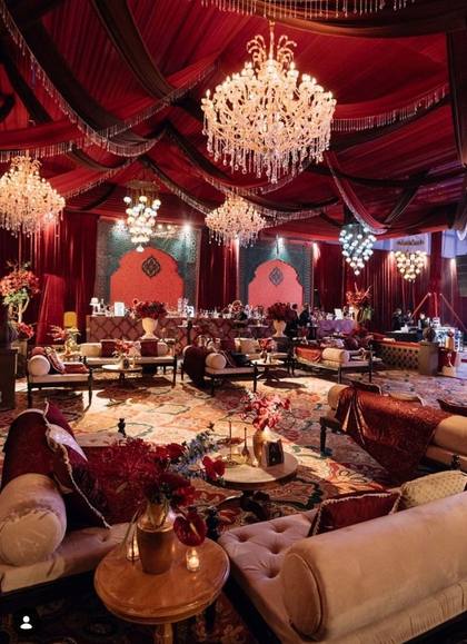 Ceiling and Lounge — Reception decor