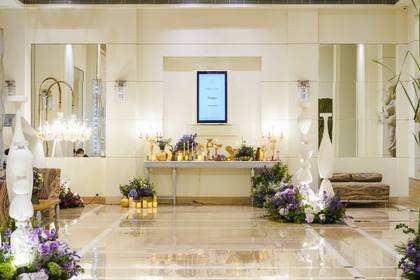 Signage and Floral detail — Arrival / Lobby decor — ITC Gardenia Bengaluru