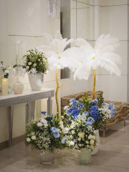Floral detail and Photo-op — Arrival / Lobby decor — ITC Gardenia Bengaluru