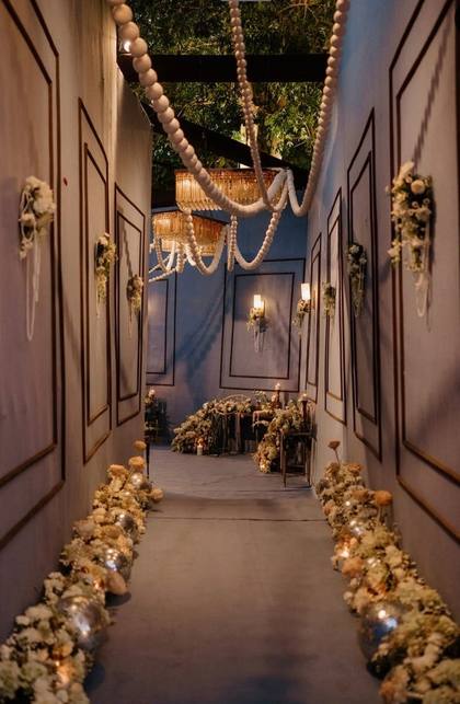 Gate / Entrance and Aisle / Walkway — Reception decor
