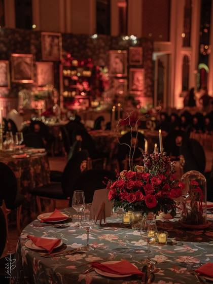 Tablescape and Backdrop — Reception decor — The Leela Jaipur