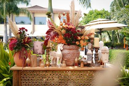 Floral detail and Tablescape — Mehendi decor — Mulberry Shades Bengaluru
