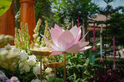 Floral detail — wedding decor — Mulberry Shades Bengaluru