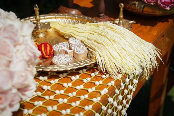 Manya & Sharan: pelikuthuru décor at Mulberry Shades Bengaluru