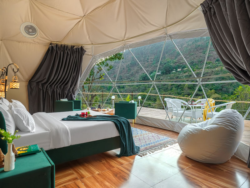 Aquadome Celeste- River Access Stay 