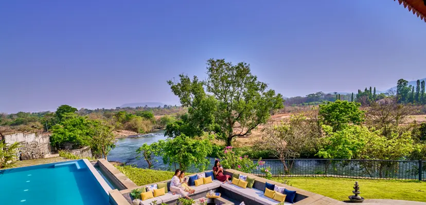 Jallosh, villas in karjat