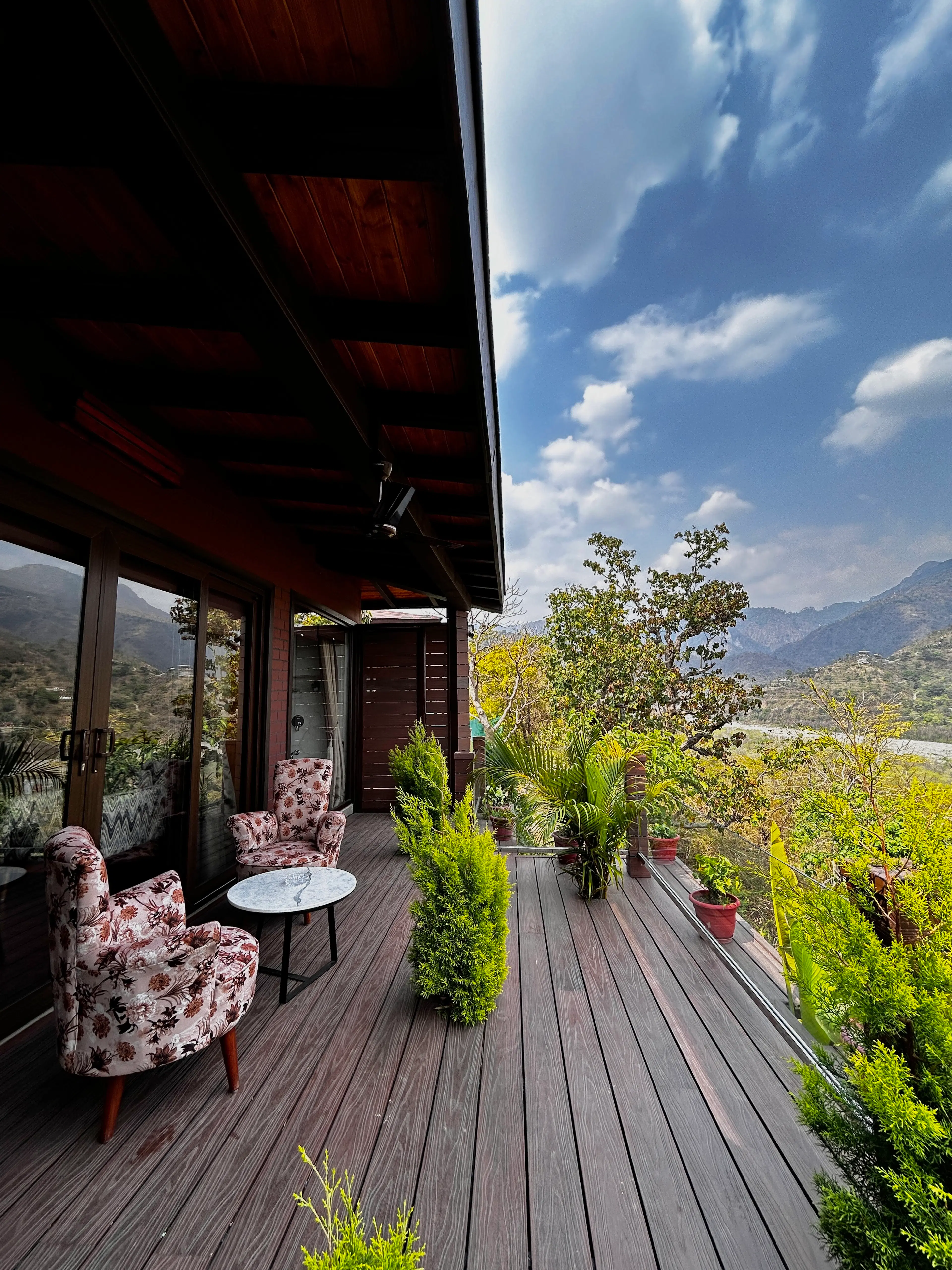 1745668684826806194