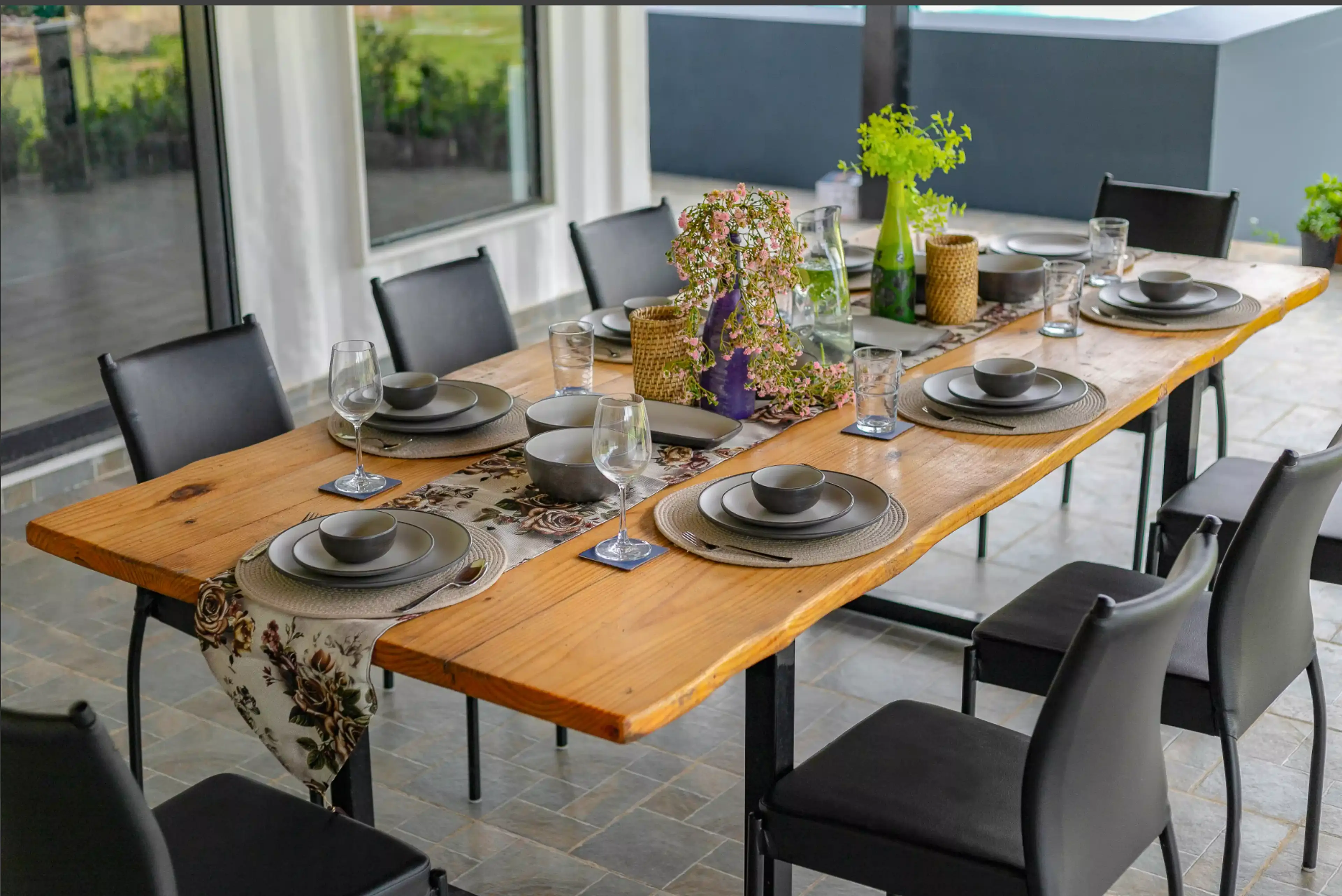 Alfresco Dining Setup