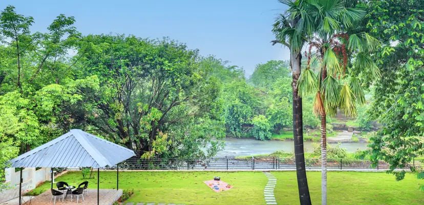 Nilaya by the river , villas in Karjat