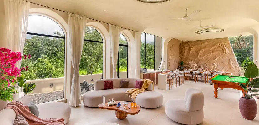 Roman Holiday, villas in Karjat