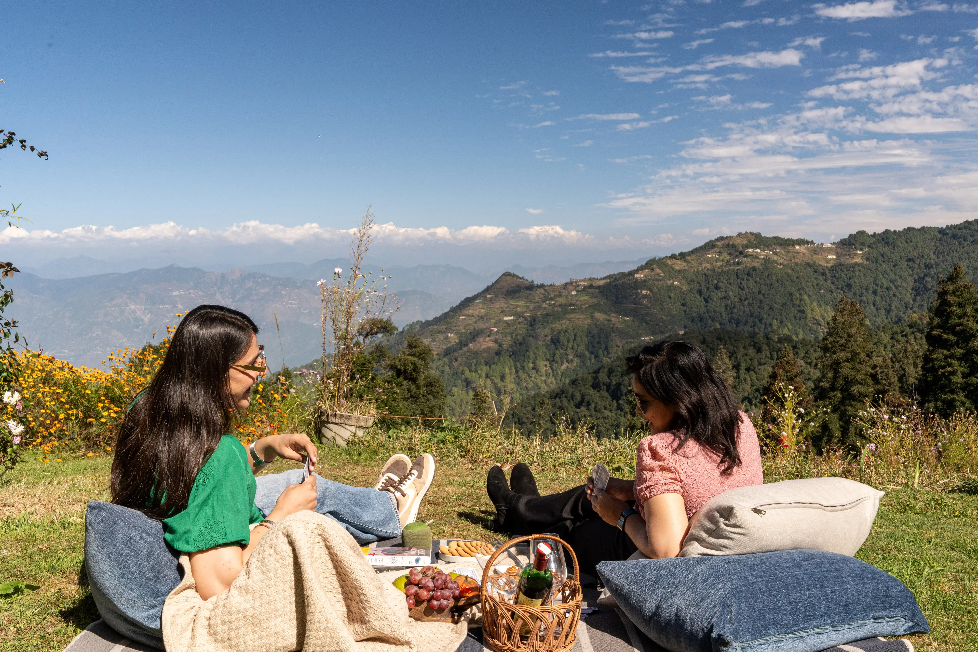Outdoor Scenic Picnic Set-up