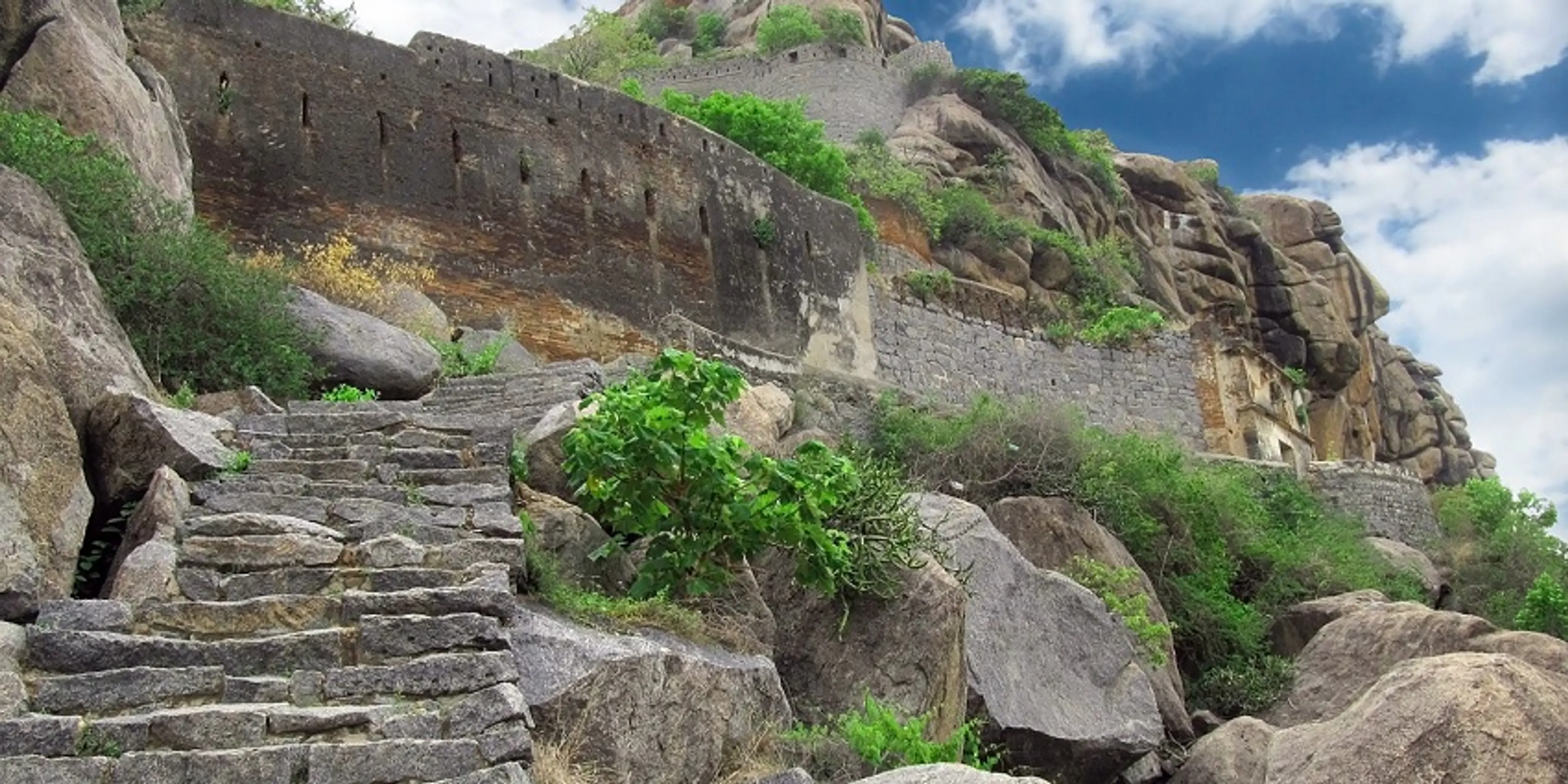 Trek to Morgiri Fort 