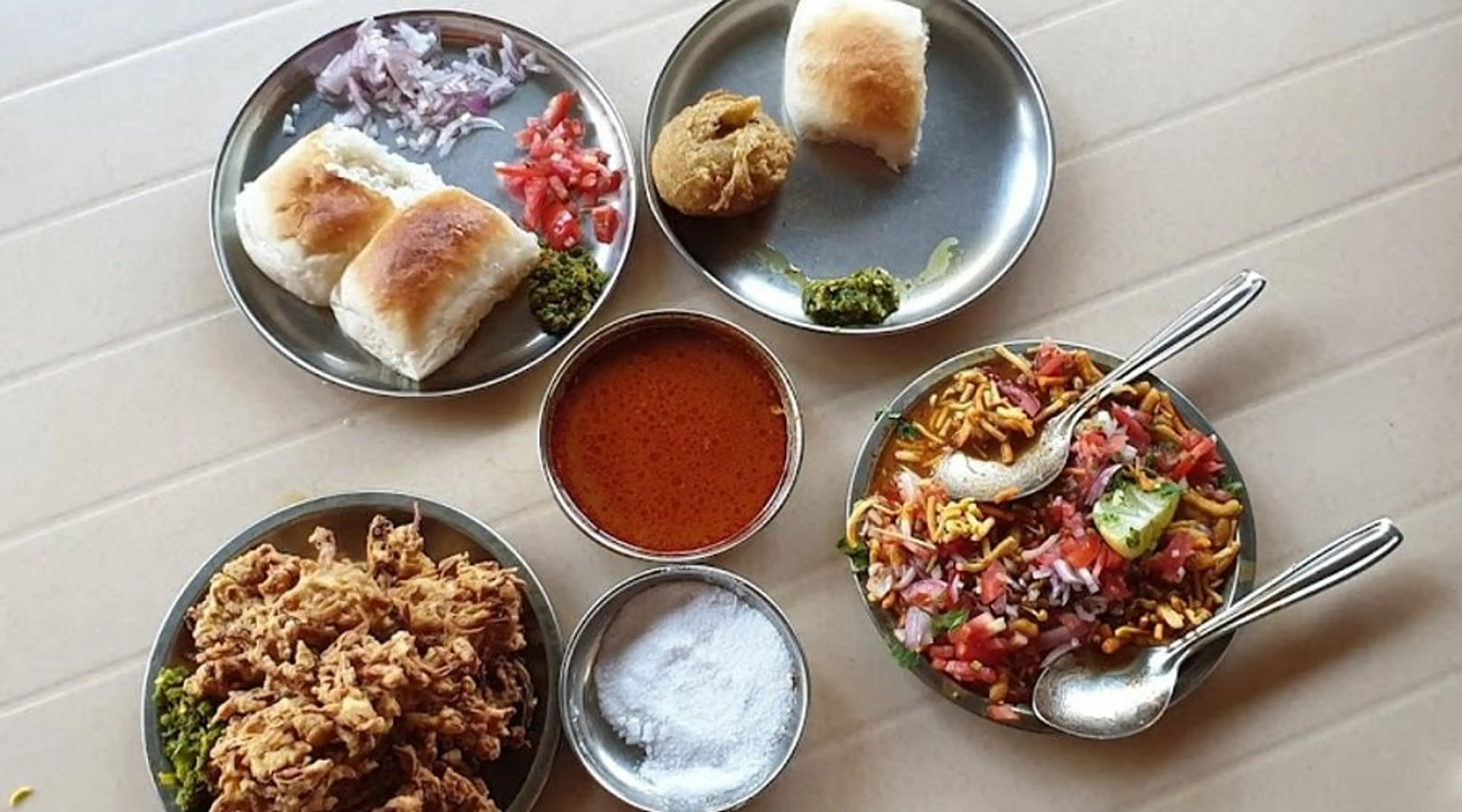 Try Missal Pav At Buanchi Missal 